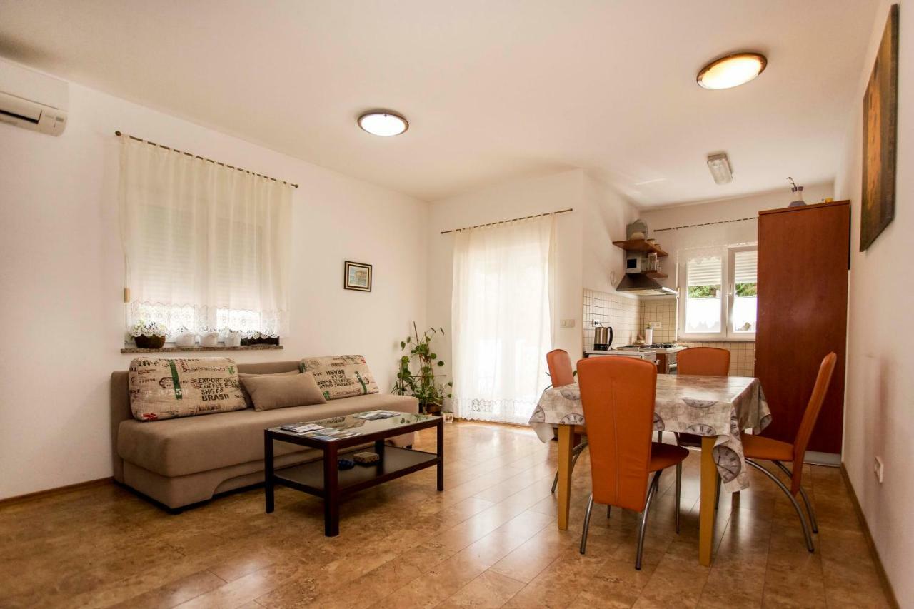 Apartment Beba Rovinj Luaran gambar