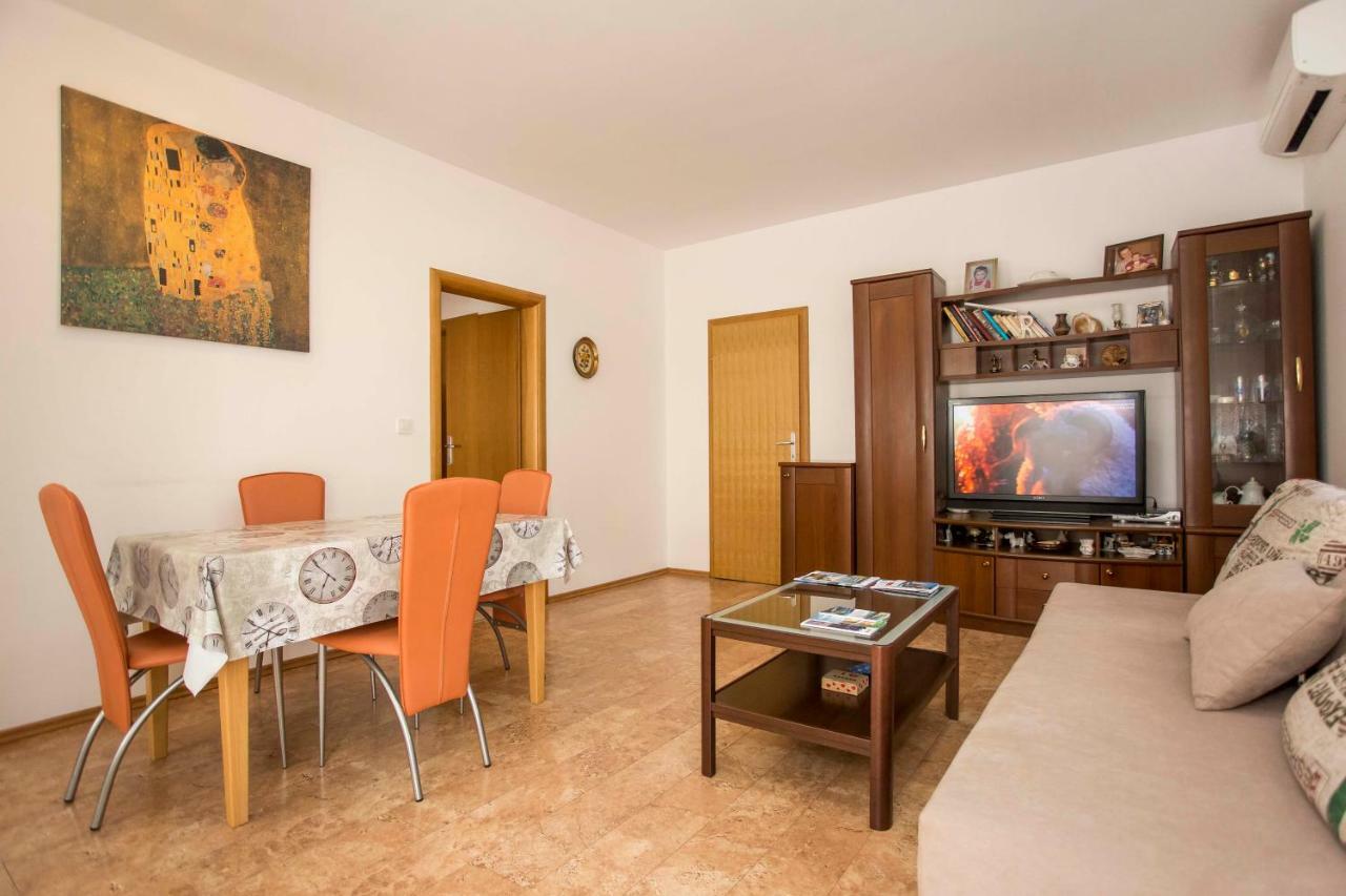 Apartment Beba Rovinj Luaran gambar