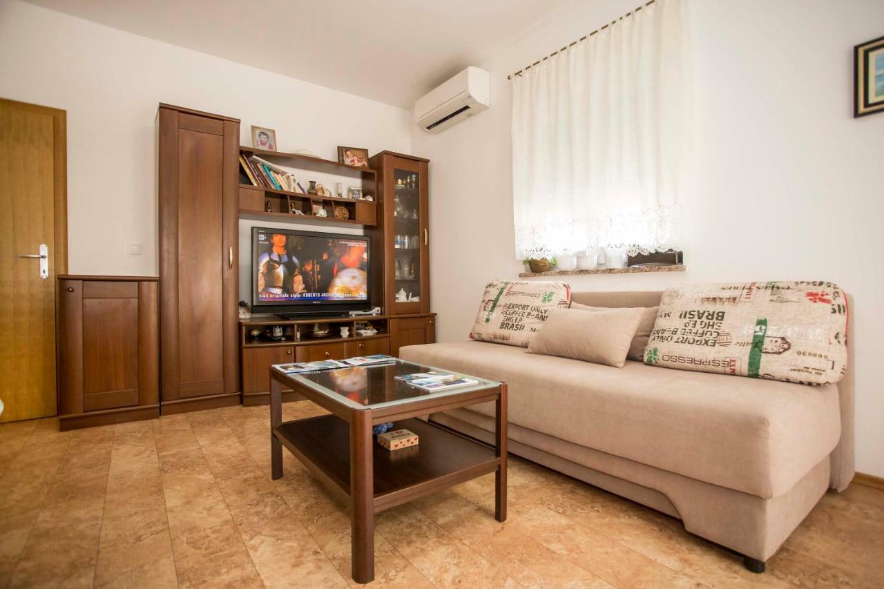 Apartment Beba Rovinj Luaran gambar